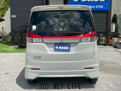 三菱 デリカD：2