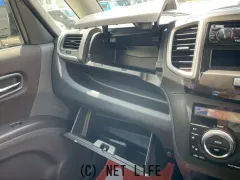 三菱 デリカD：2