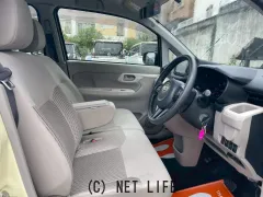 ダイハツ ムーヴ