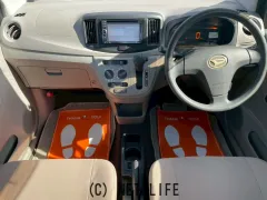 ダイハツ ミライース