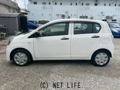 ダイハツ ミライース