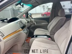 トヨタ エスティマ