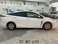 トヨタ プリウス