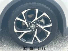 トヨタ C-HR
