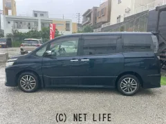 トヨタ ヴォクシー