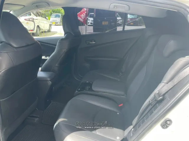 トヨタ プリウスPHV
