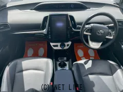 トヨタ プリウスPHV