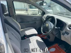 ダイハツ ミライース