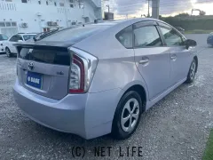 トヨタ プリウス