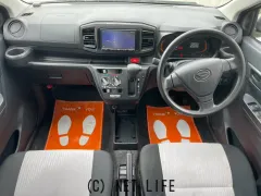 ダイハツ ミライース