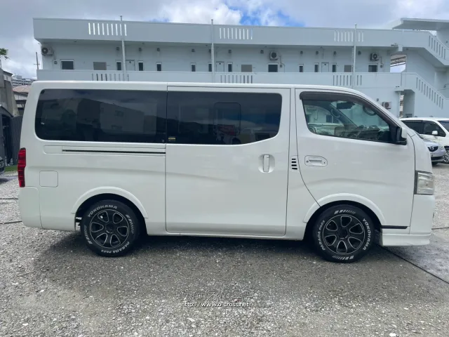 日産 NV350キャラバン