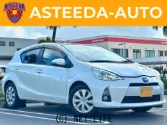 トヨタ アクア 1.5 S・2013(H25)年式・ライムホワイトパールクリスタル