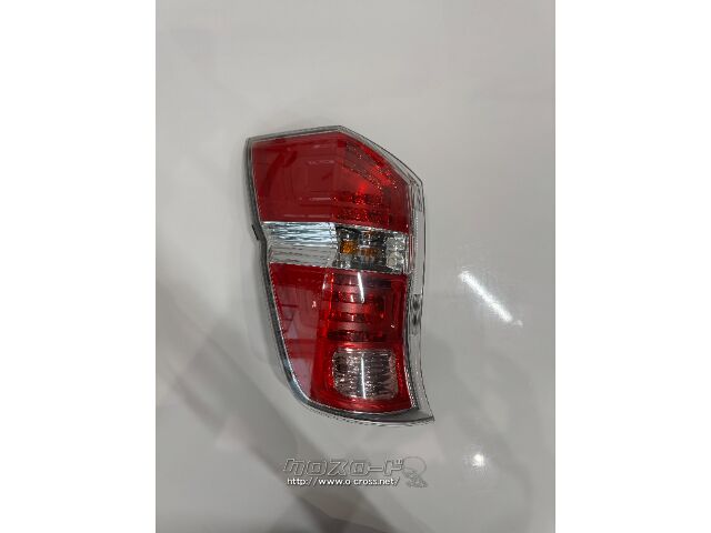 DBA-RK1,RK2 ホンダ ステップワゴン 純正 左右テールライト 電装系・RK1 RK2 ホンダ ステップワゴン 純正 左テールライト