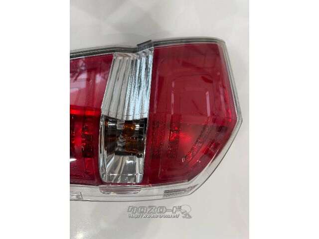 DBA-RK1,RK2 ホンダ ステップワゴン 純正 左右テールライト 電装系・RK1 RK2 ホンダ ステップワゴン 純正 左テールライト