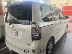 トヨタ ヴォクシー