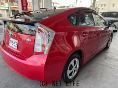 トヨタ プリウス