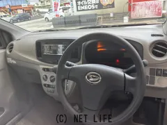 ダイハツ ミライース