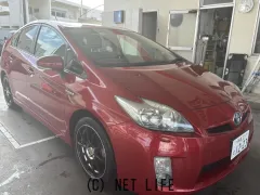 トヨタ プリウス