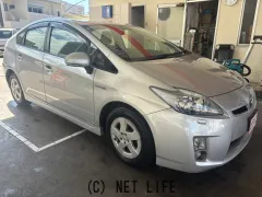 トヨタ プリウス