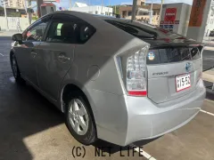 トヨタ プリウス