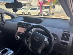 トヨタ プリウスα