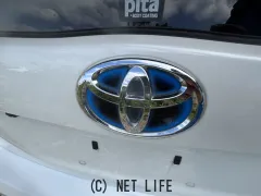 トヨタ プリウス