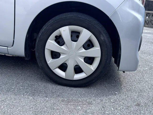 ダイハツ ミライース