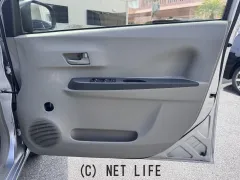 ダイハツ ミライース