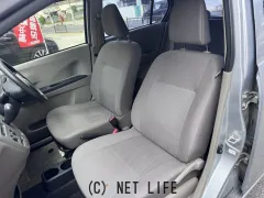 ダイハツ ミライース