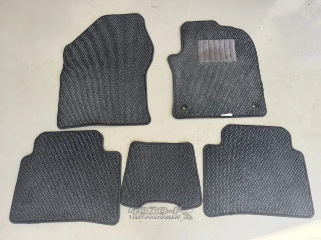 内装品 フロアマット