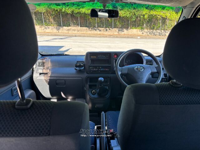 トヨタ ピクシスバン