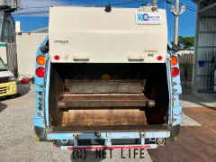 日野自動車 デュトロ