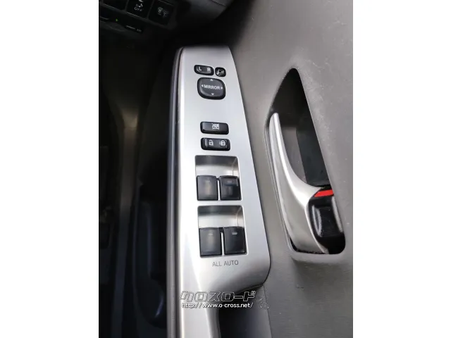 トヨタ プリウスα