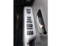 トヨタ プリウスα