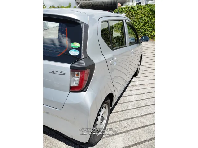 ダイハツ ミライース