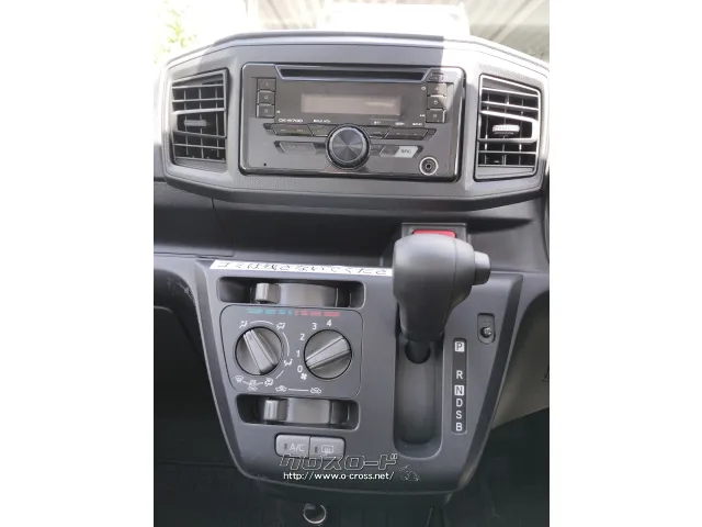 ダイハツ ミライース