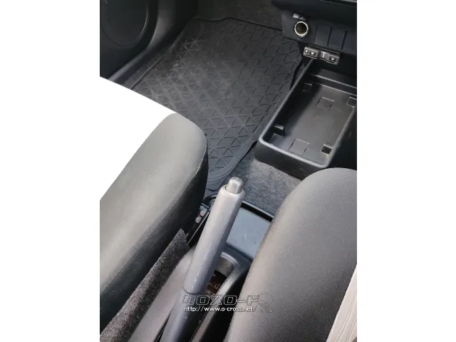 ダイハツ ミライース