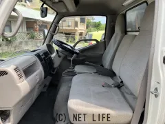 日野自動車 デュトロ