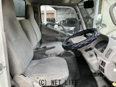 日野自動車 デュトロ