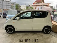 ダイハツ ムーヴ