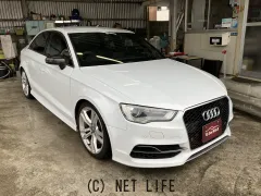アウディ S3セダン