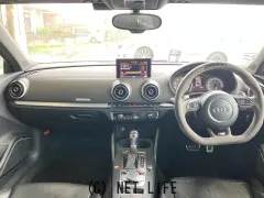 アウディ S3セダン