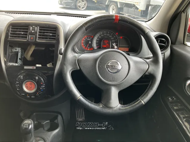日産 マーチ