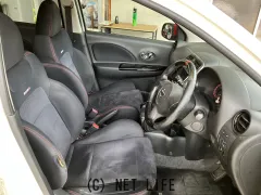日産 マーチ