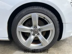アウディ A5スポーツバック