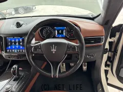 マセラティ レヴァンテ