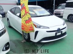 トヨタ プリウス