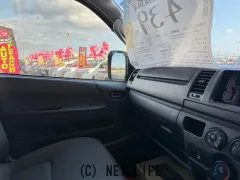 トヨタ ハイエースバン
