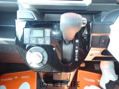 トヨタ ピクシスメガ