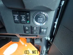 トヨタ ピクシスメガ